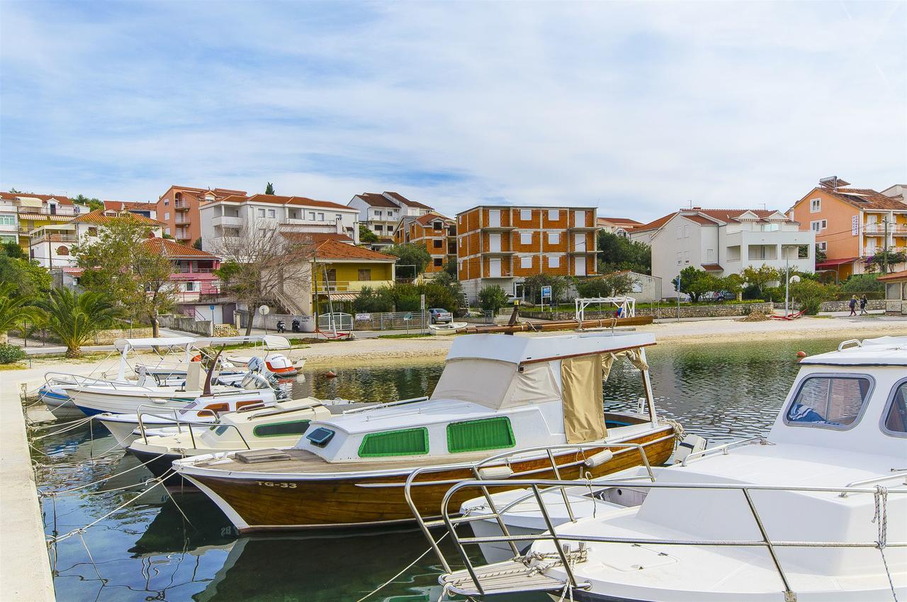 Apartments Karlo Trogir Exteriör bild