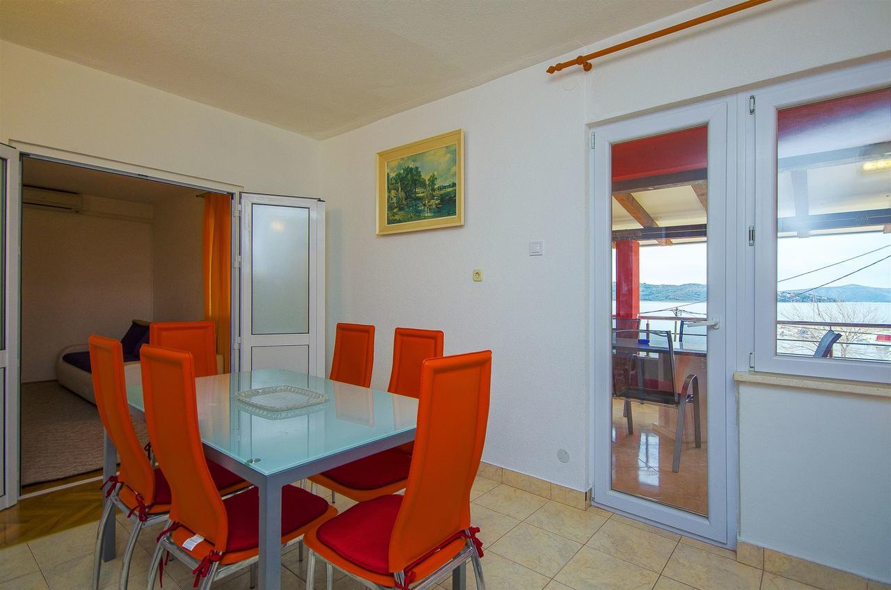 Apartments Karlo Trogir Exteriör bild